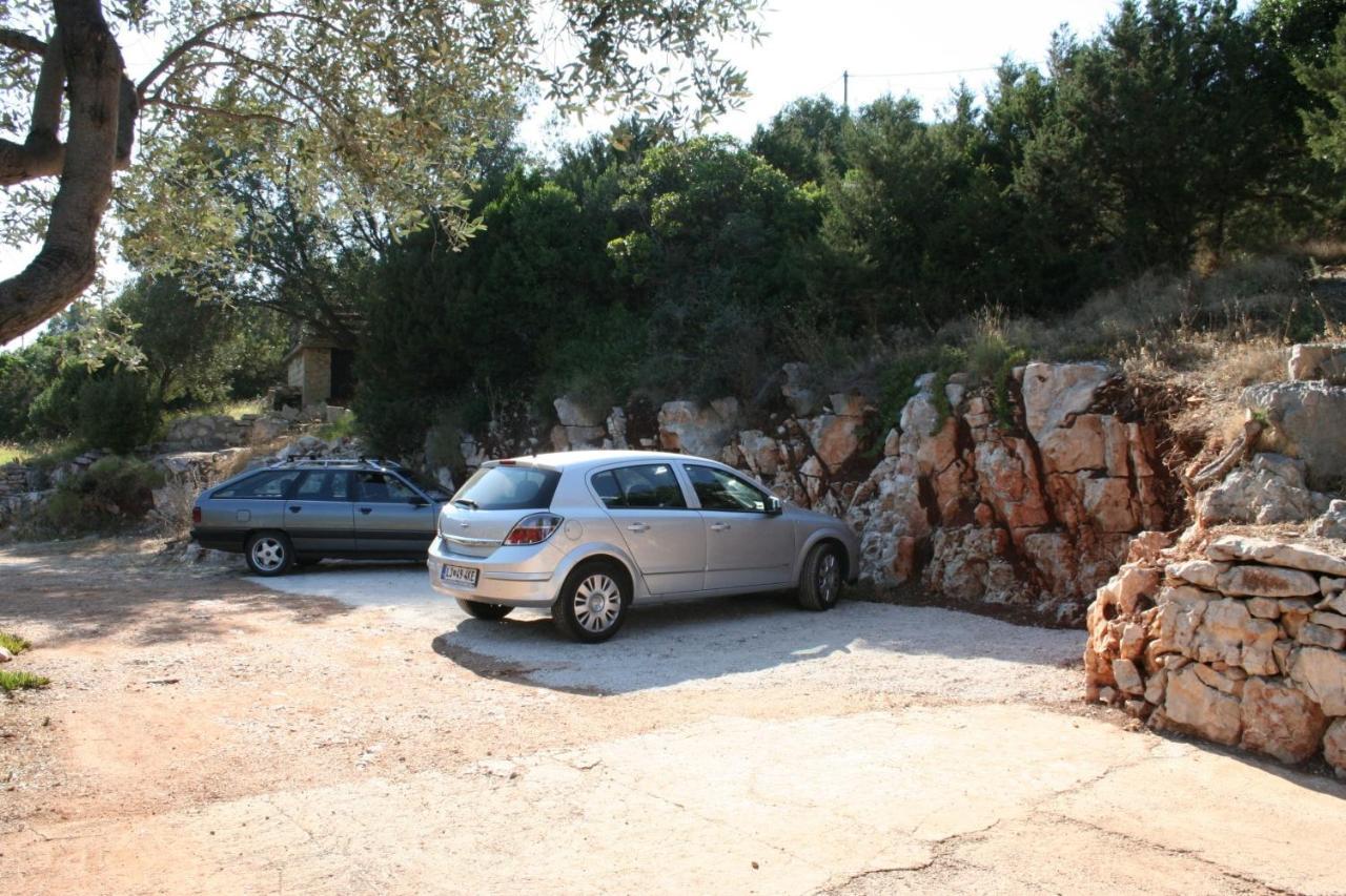 Apartments By The Sea Cove Zarace - Gdinj, Hvar - 4598 Zewnętrze zdjęcie