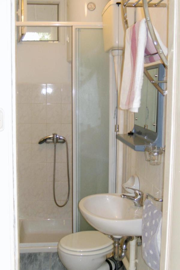 Apartments By The Sea Cove Zarace - Gdinj, Hvar - 4598 Zewnętrze zdjęcie